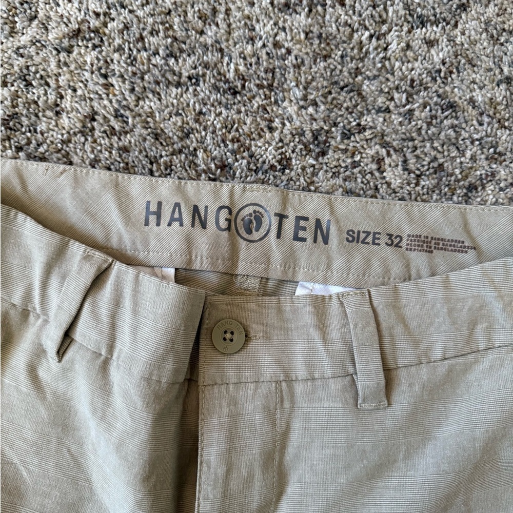 Hang Ten Tan Flat Front Shorts Versatile Summer Essential - Picture 2 of 6